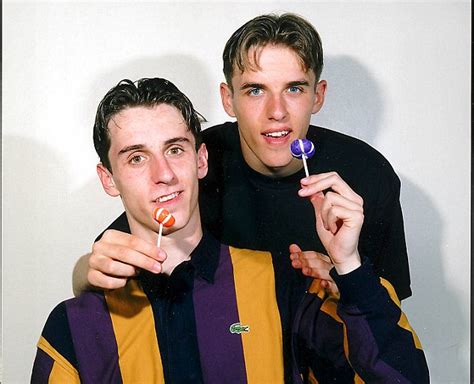 gary neville siblings.